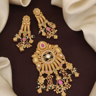 antique pendal set