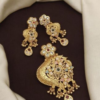 antique pendal set